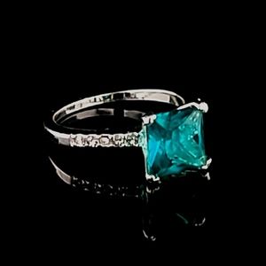 Ladies Classic Blue Topaz Ring